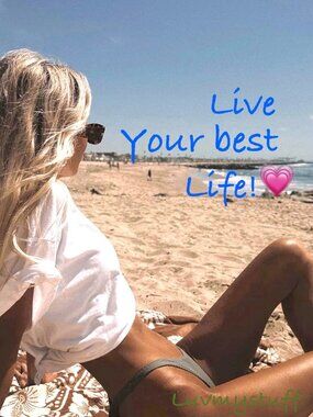 Live your best life! 🛍💃😎🥂